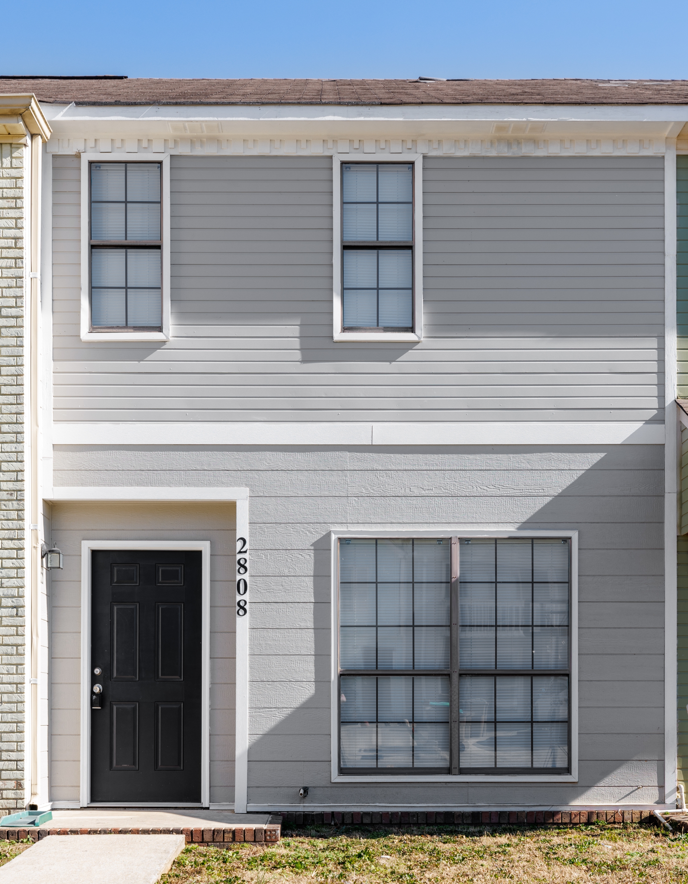 2808 McDonald Court Southwest