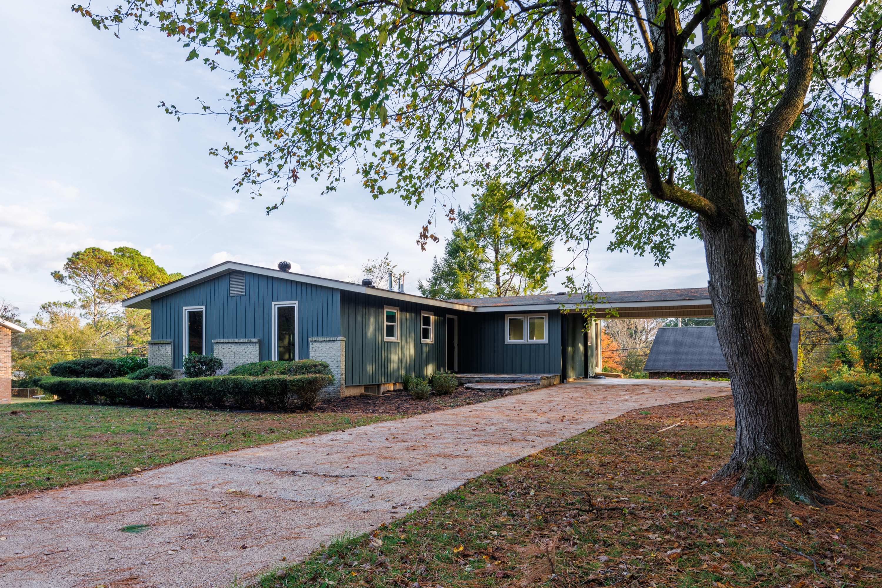 1002 Woodbine Road